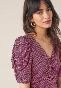 Next SHORT SLEEVE TEA - Freizeitkleid - Pink Geometric Print | Damen -Next Großes Kaufhaus 03943ca082c448939d8cdf68b9dce4de