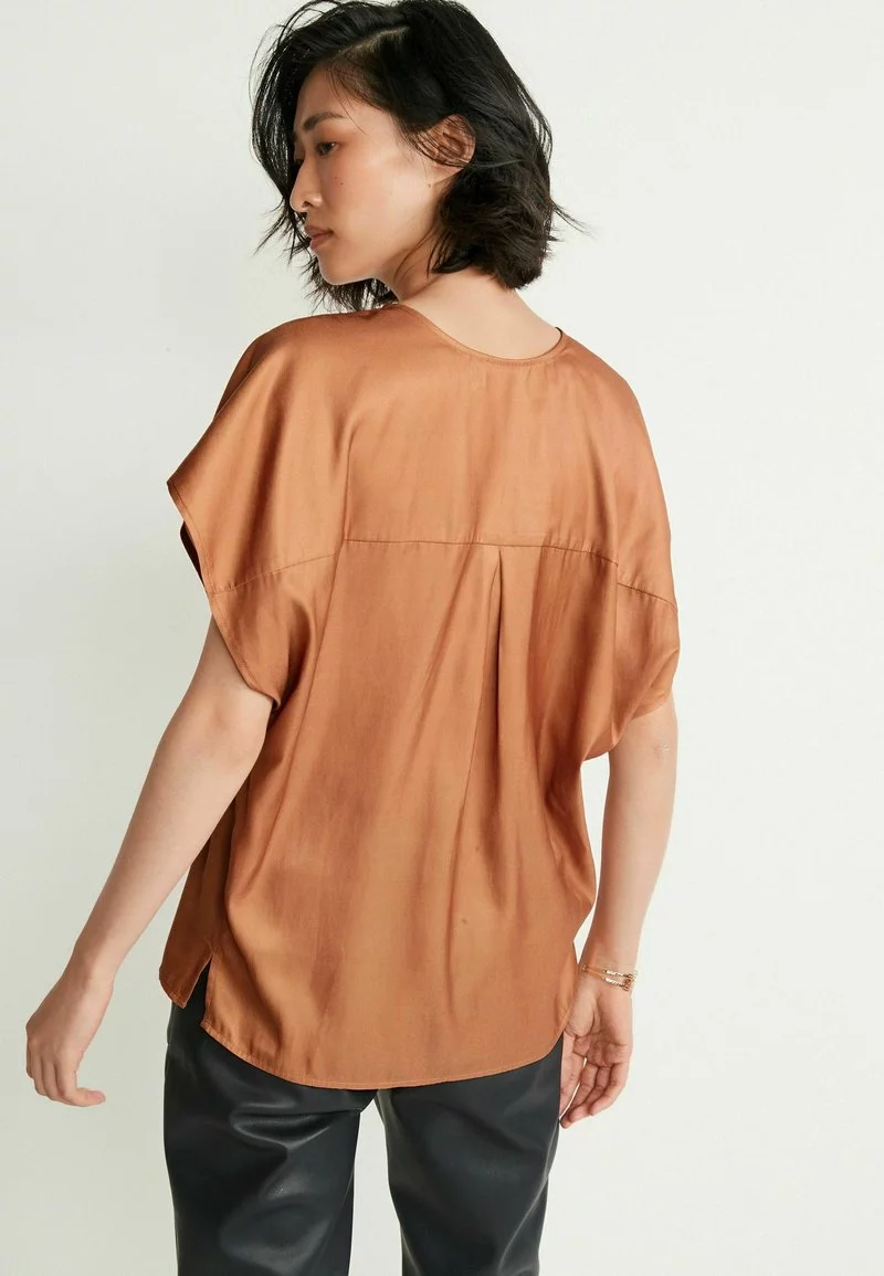 Next Bluse - Camel Brown | Damen 2 Next Bluse - Camel Brown | Damen – Bild 2