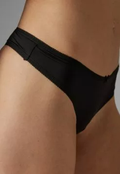 Next Damen 7 Pack - String - Black -Next Großes Kaufhaus 0bea68a1b2ed49ca943a72faf91cb388