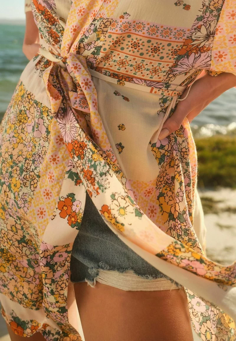 Next Damen KIMONO - Leichte Jacke - Cream Pink Floral 2 Next Damen KIMONO - Leichte Jacke - Cream Pink Floral – Bild 2