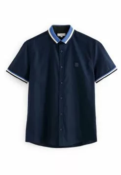 Next Herren STRETCH OXFORD TIPPED COLLAR SHORT SLEEVE - Hemd - Navy With Blue Collar 11 Next Herren STRETCH OXFORD TIPPED COLLAR SHORT SLEEVE - Hemd - Navy With Blue Collar -Next Großes Kaufhaus 2c71471659a34dcc8fbfe96b7b3d4b6e