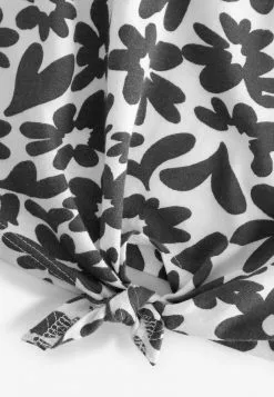 Next T-Shirt Print - Monochrome Floral | Kinder -Next Großes Kaufhaus 2cbb22c4ae464fdd8abca659c7ec9008