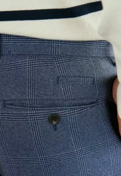 Next Herren Chino - Dark Blue 11 Next Herren Chino - Dark Blue -Next Großes Kaufhaus 2ff349e56f0b4b809f8860451cf532dc