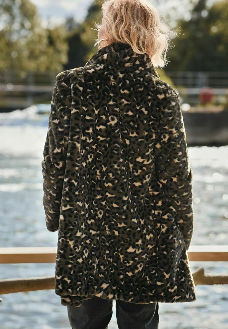 Next Damen SAVANNAH MILLER - Wintermantel - Animal 2 Next Damen SAVANNAH MILLER - Wintermantel - Animal – Bild 2