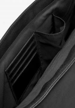 Next Herren Umhängetasche - Black -Next Großes Kaufhaus 33650fc406b34fb2a23e3d8b5203003f