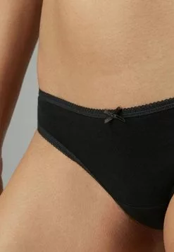 Next Damen COTTON KNICKERS SEVEN PACK-THONG - String - White 11 Next Damen COTTON KNICKERS SEVEN PACK-THONG - String - White -Next Großes Kaufhaus 3446a360a71543c891b81fec05758d86