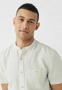 Next Herren SHORT SLEEVE - Hemd - Neutral Grandad Collar 8 Next Herren SHORT SLEEVE - Hemd - Neutral Grandad Collar -Next Großes Kaufhaus 35baca36e2524fd1990c0aaaf3bad8c5