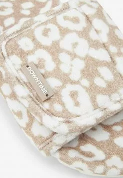 Next TOWEL - Hausschuh - Brown, White | Damen 8 Next TOWEL - Hausschuh - Brown, White | Damen -Next Großes Kaufhaus 3b28b2857e6a4388a1351a3874797591