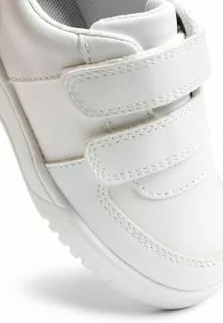 Next Kinder Sneaker Low - White -Next Großes Kaufhaus 3c305969ad0b4a4e94fd4a8f158a4505