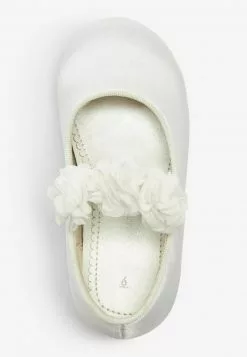 Next Klassischer Ballerina - White Satin | Kinder -Next Großes Kaufhaus 4bd3578a7789414b96157f54c774e6be