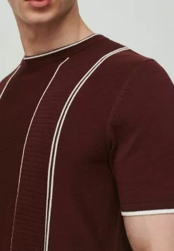 Next Herren KNITTED - T-Shirt Print - Burgundy Red 8 Next Herren KNITTED - T-Shirt Print - Burgundy Red -Next Großes Kaufhaus 4cf8c0e6852b48679d53b4ba5f03a43b