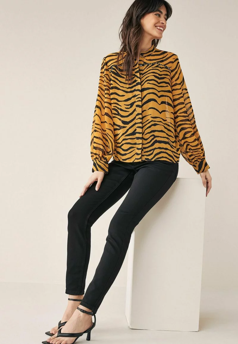 Next Damen TRIM DETAIL - Hemdbluse - Ochre Yellow Black Animal 4 Next Damen TRIM DETAIL - Hemdbluse - Ochre Yellow Black Animal – Bild 4
