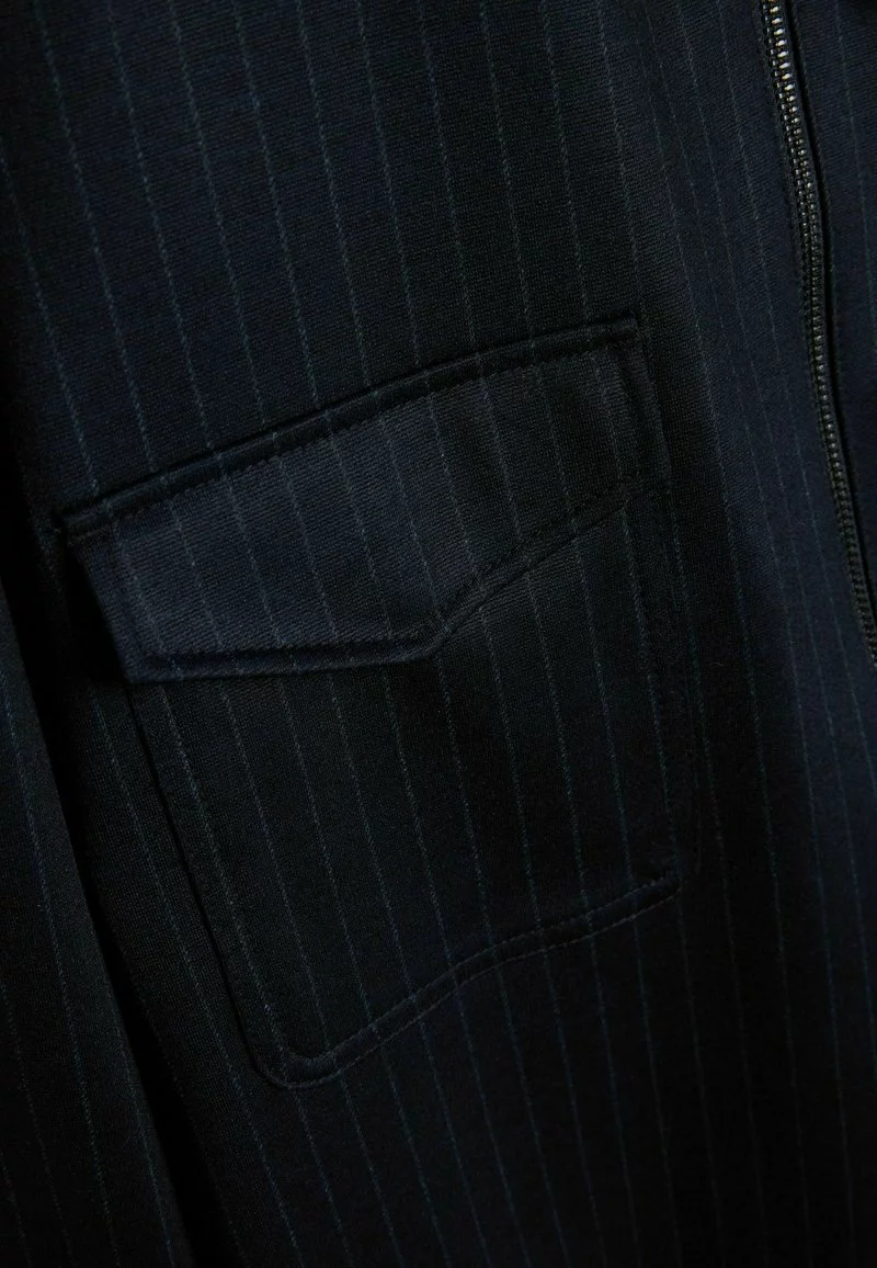 Next Herren STRIPE MOTION FLEX - Leichte Jacke - Navy Blue 2 Next Herren STRIPE MOTION FLEX - Leichte Jacke - Navy Blue – Bild 2