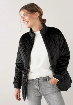 Next Damen QUILTED TIE FRONT - Kurzmantel - Black 8 Next Damen QUILTED TIE FRONT - Kurzmantel - Black -Next Großes Kaufhaus 553886937d91472694d8b4a0c0c876f6