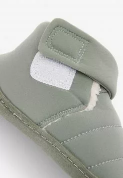 Next Kinder Hausschuh - Green -Next Großes Kaufhaus 5f9cdbbfaf194569bedf9a39158b283c