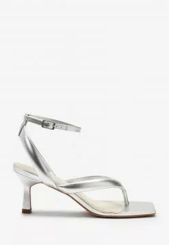 Next Damen SIGNATURE TOE POST - Pumps - Silvercoloured