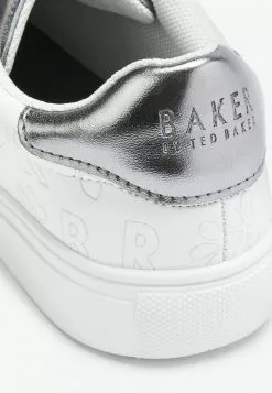 Next Kinder BAKER BY TED BAKER - Klettschuh - White -Next Großes Kaufhaus 62c61b0ef88b424f9ed70d53908aa1bc