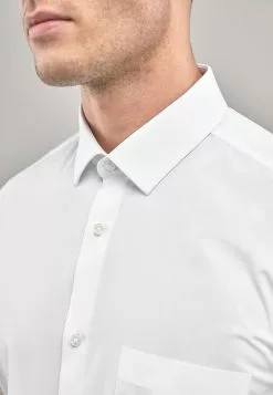 Next Herren WHITE SLIM FIT SHORT SLEEVE EASY CARE SHORT SLEEVE SHIRT - Hemd - White -Next Großes Kaufhaus 631816dfa4c142c6b03d646ecf5ded77