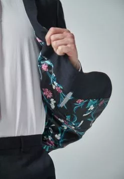 Next Herren NAVY/BLACK TAILORED FIT CHECK SUIT: JACKET - Anzugsakko - Blue -Next Großes Kaufhaus 67ed18f9c712472ea06cb88559f4ba27