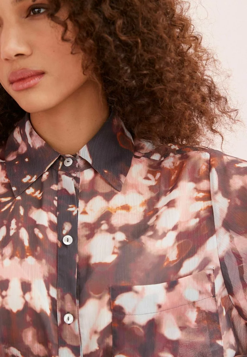 Next Damen SHEER LONGLINE - Hemdbluse - Pink Tie Dye 2 Next Damen SHEER LONGLINE - Hemdbluse - Pink Tie Dye – Bild 2