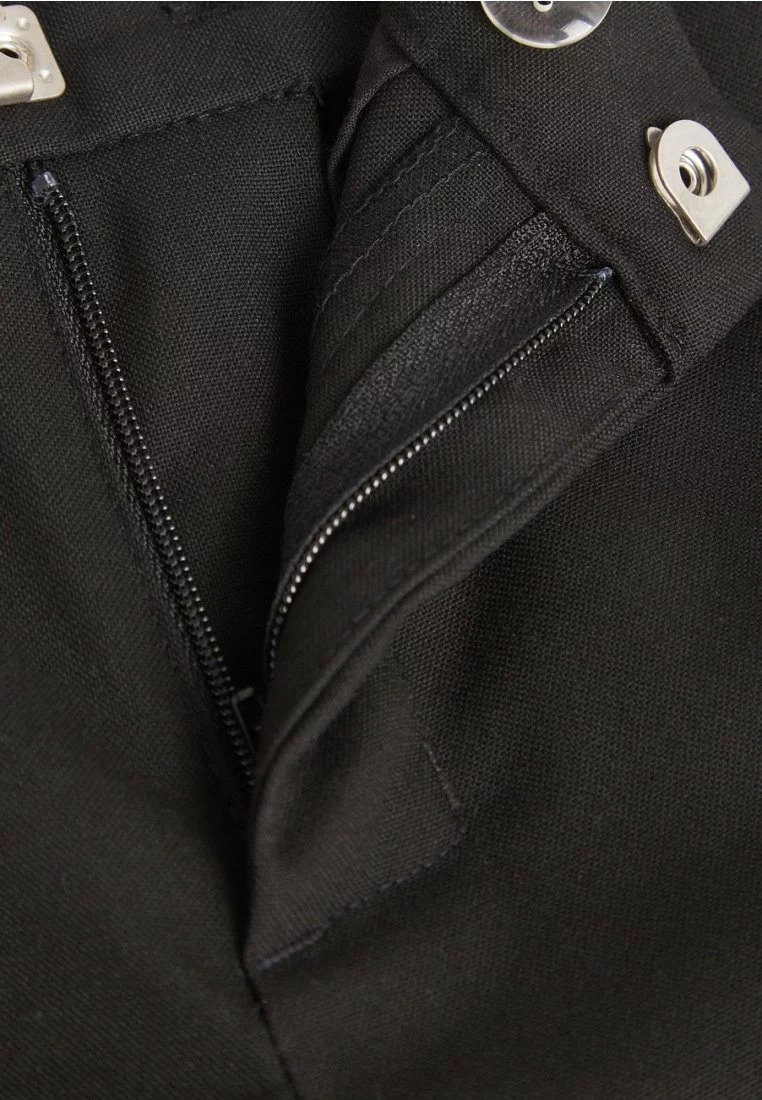 Next BLACK FORMAL STRETCH SKINNY TROUSERS (3-16YRS) - Stoffhose - Mottled Black | Kinder 3 Next BLACK FORMAL STRETCH SKINNY TROUSERS (3-16YRS) - Stoffhose - Mottled Black | Kinder – Bild 3