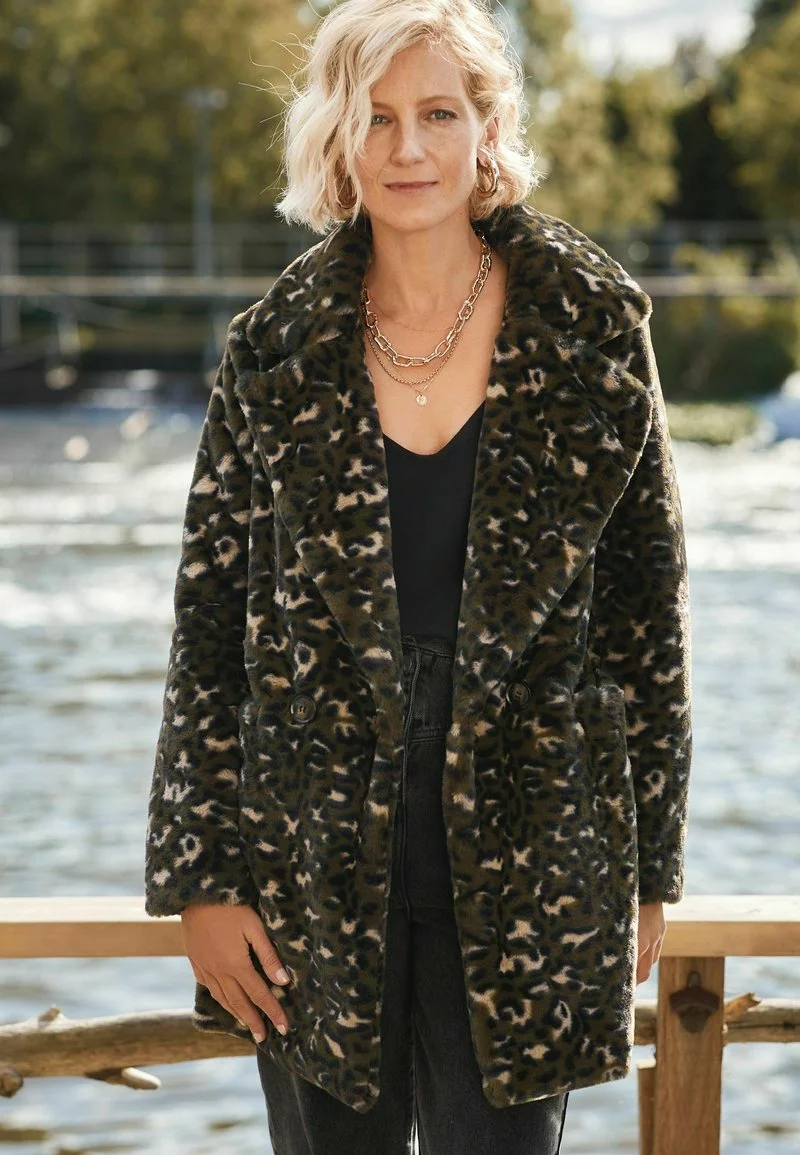 Next Damen SAVANNAH MILLER - Wintermantel - Animal 1 Next Damen SAVANNAH MILLER - Wintermantel - Animal