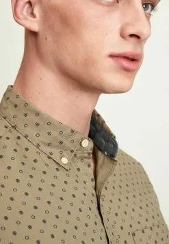 Next Herren SOFT TOUCH ROLL - Hemd - Brown -Next Großes Kaufhaus 792b0fb17b1a4d82855ed3c55e4f5aa2