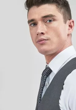 Next Herren SIGNATURE PLAIN SUIT: WAISTCOAT - Anzugweste - Light Grey 7 Next Herren SIGNATURE PLAIN SUIT: WAISTCOAT - Anzugweste - Light Grey -Next Großes Kaufhaus 7e436b5a168743b493f047051b0db558