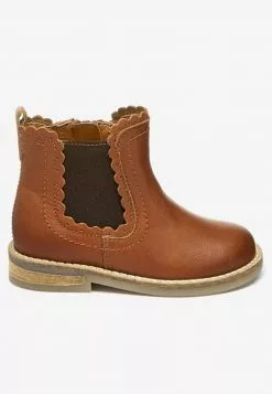 Next Kinder CHELSEA SCALLOP - Stiefelette - Brown 11 Next Kinder CHELSEA SCALLOP - Stiefelette - Brown -Next Großes Kaufhaus 86a457d1d02443a9b8370c0d0d81098a
