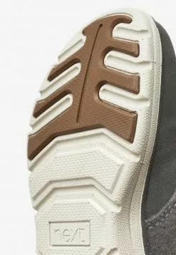 Next Kinder Snowboot/Winterstiefel - Grey -Next Großes Kaufhaus 89829b3a9d854c80873d49de06d10b48