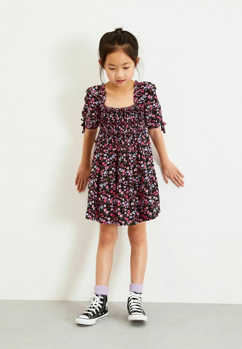 Next Kinder PRINTED SHIRRED - Freizeitkleid - Black Ditsy 2 Next Kinder PRINTED SHIRRED - Freizeitkleid - Black Ditsy – Bild 2