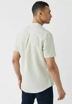 Next Herren SHORT SLEEVE - Hemd - Neutral Grandad Collar 7 Next Herren SHORT SLEEVE - Hemd - Neutral Grandad Collar -Next Großes Kaufhaus 9c7eebc4b76643adbda5197908692597