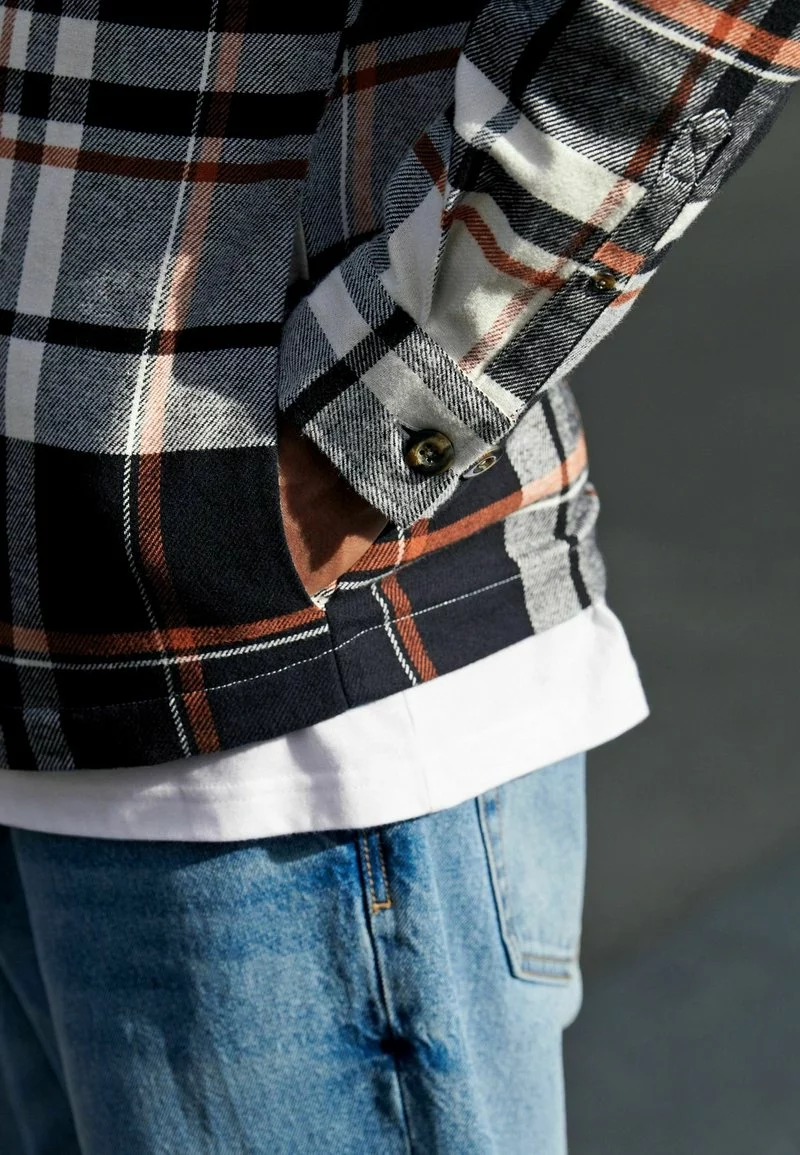 Next Herren Leichte Jacke - Black/red 3 Next Herren Leichte Jacke - Black/red – Bild 3