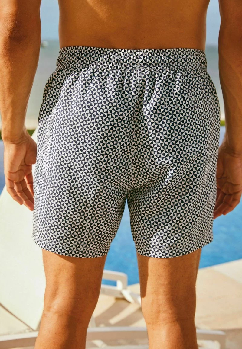 Next Badeshorts - Navy Blue Geo | Herren 2 Next Badeshorts - Navy Blue Geo | Herren – Bild 2