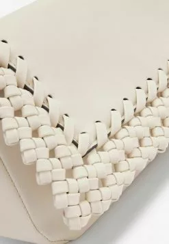 Next Damen WEAVE DETAIL - Umhängetasche - Cream 8 Next Damen WEAVE DETAIL - Umhängetasche - Cream -Next Großes Kaufhaus ab095efc593a42b285c53eed3feeb558