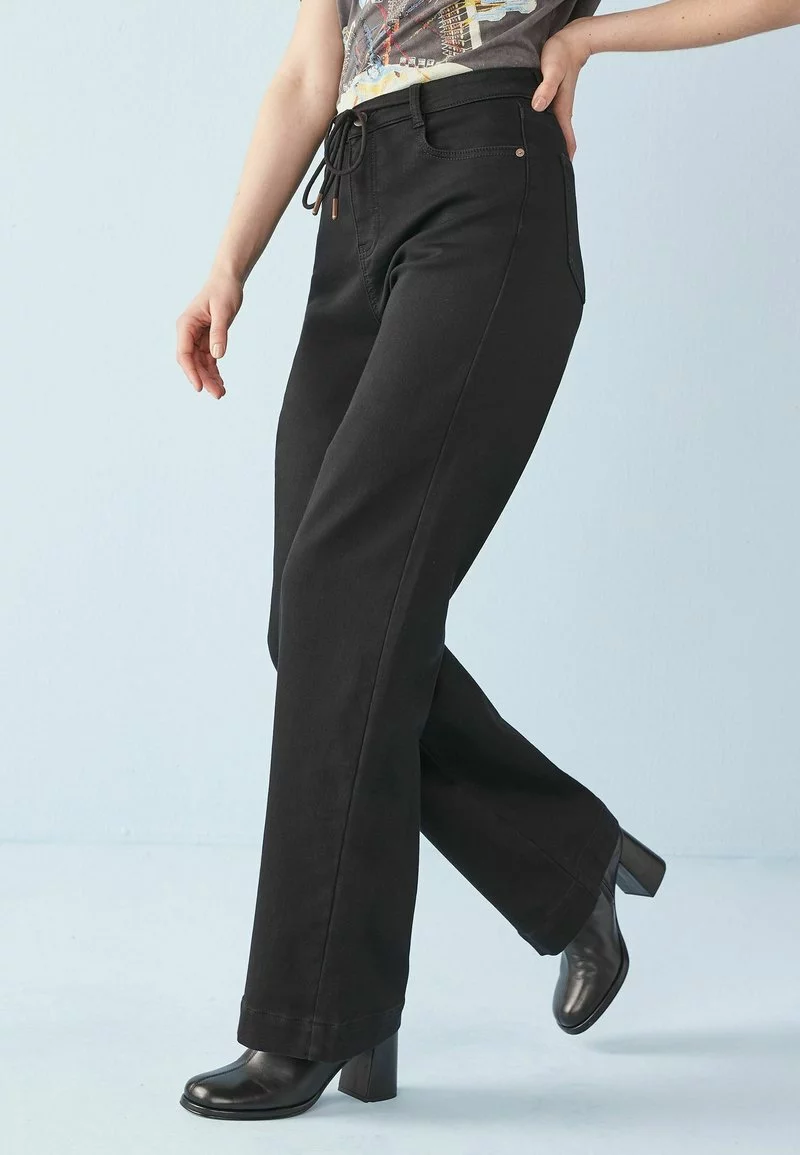 Next Damen WEICHE STRETCH - Flared Jeans - Black 1 Next Damen WEICHE STRETCH - Flared Jeans - Black
