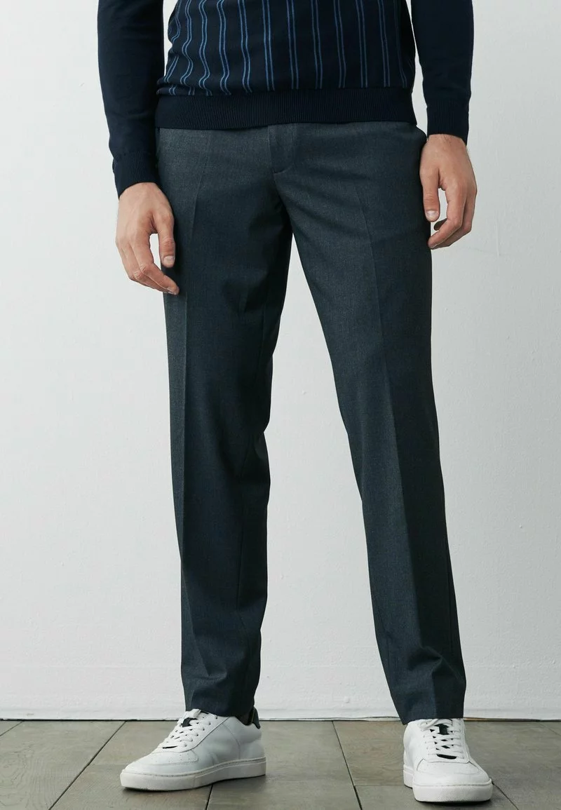 Next Herren MOTION FLEX - Stoffhose - Mottled Dark Grey 2 Next Herren MOTION FLEX - Stoffhose - Mottled Dark Grey – Bild 2