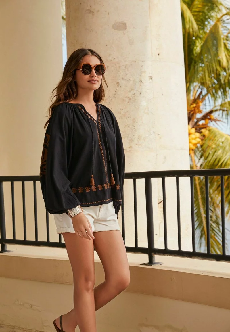 Next Damen TASSEL NECK DETAIL KAFTAN - Bluse - Black And Tan 3 Next Damen TASSEL NECK DETAIL KAFTAN - Bluse - Black And Tan – Bild 3