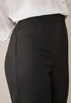 Next Damen Stoffhose - Black 9 Next Damen Stoffhose - Black -Next Großes Kaufhaus b9c5bb83811848c99654fe5b35dc1ec3