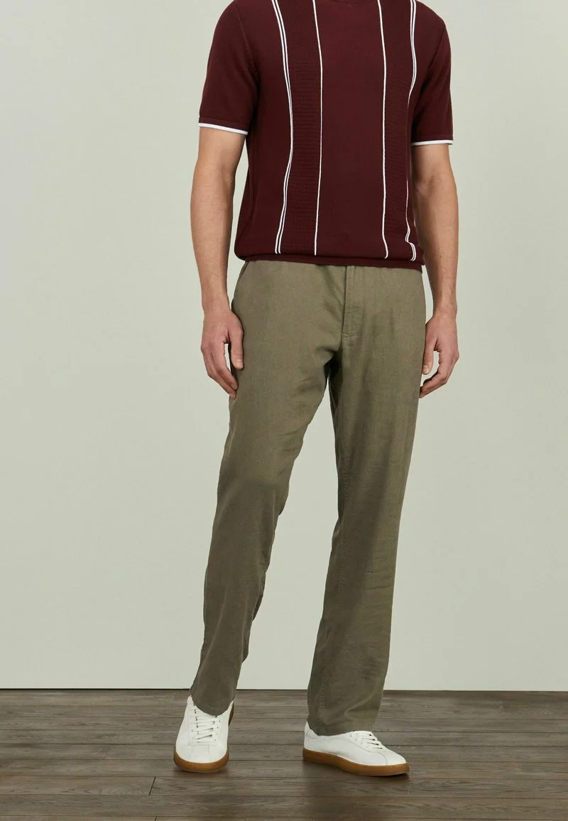 Next Herren BLEND - Chino - Khaki Green 2 Next Herren BLEND - Chino - Khaki Green – Bild 2