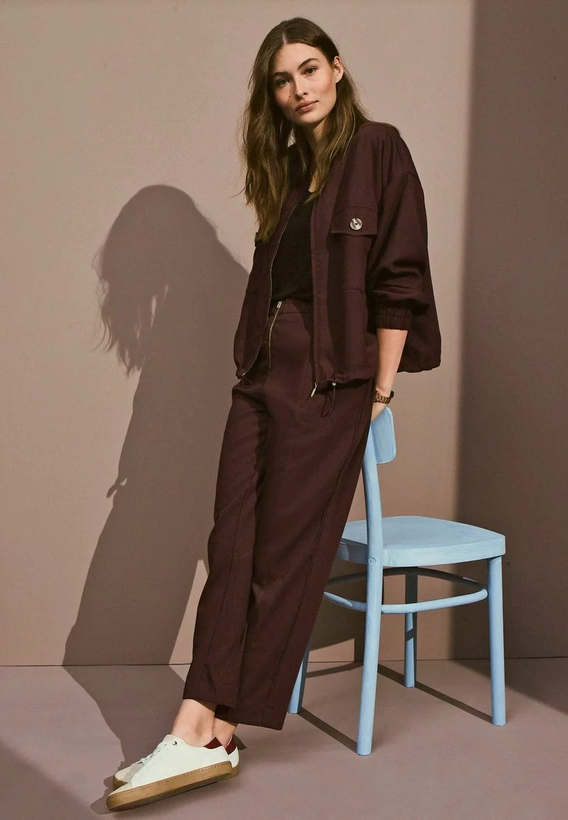 Next Damen ZIP FRONT TAPER LEG - Stoffhose - Brown 1 Next Damen ZIP FRONT TAPER LEG - Stoffhose - Brown