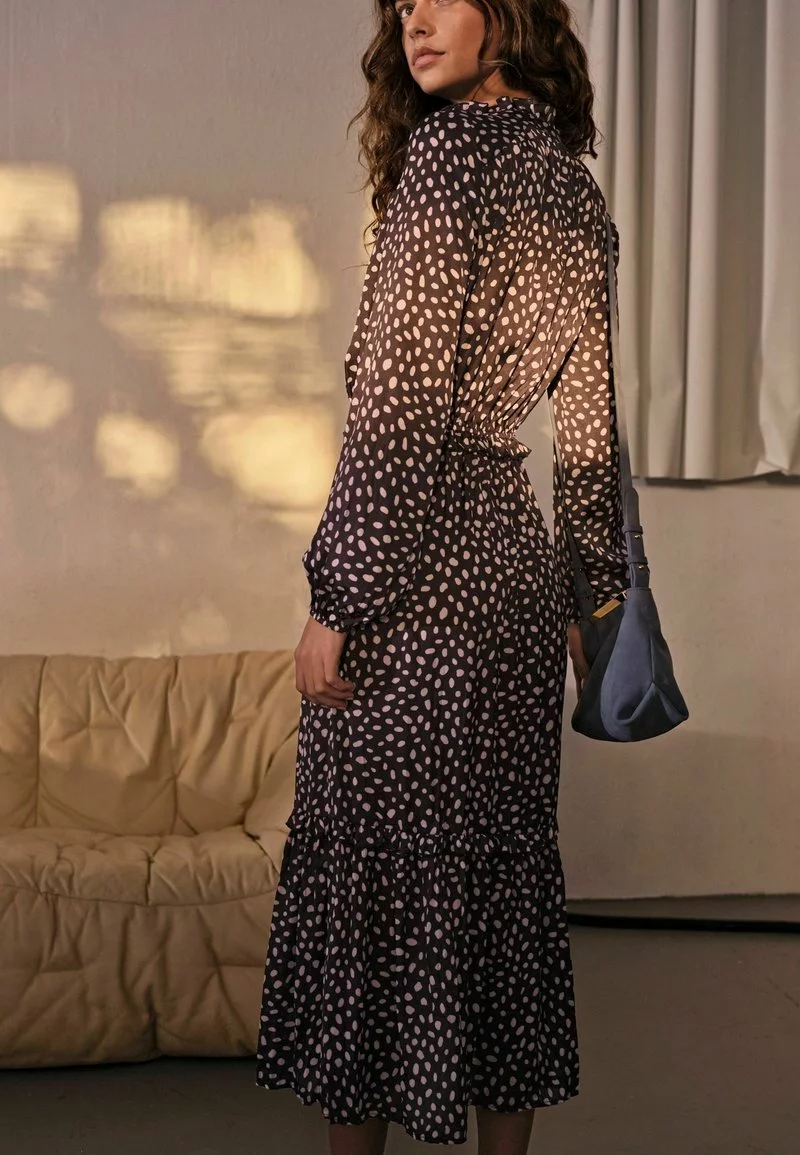 Next Damen SATIN TIE NECK - Freizeitkleid - Black 3 Next Damen SATIN TIE NECK - Freizeitkleid - Black – Bild 3