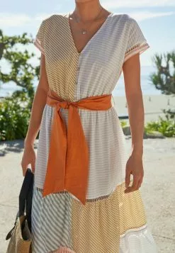 Next Damen PATCHWORK TIE BELT - Strandaccessoire - Multi-coloured 6 Next Damen PATCHWORK TIE BELT - Strandaccessoire - Multi-coloured -Next Großes Kaufhaus d2bf1e07862148979e7724400add8b75