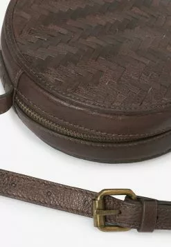 Next Damen Umhängetasche - Dark Brown -Next Großes Kaufhaus f5116f4c01ac41b1a4eda88fb5910ab3