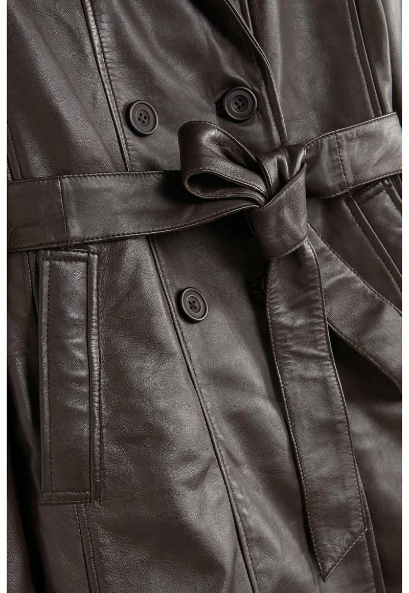 Next LEATHER TRENCH COAT - Trenchcoat - Dark Brown | Damen 2 Next LEATHER TRENCH COAT - Trenchcoat - Dark Brown | Damen – Bild 2