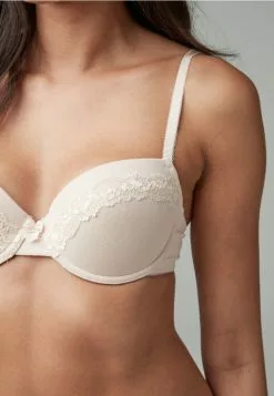 Next Damen EMILY LIGHT PAD PUSH UP BALCONY BRAS 3 PACK - Push-up BH - Black 8 Next Damen EMILY LIGHT PAD PUSH UP BALCONY BRAS 3 PACK - Push-up BH - Black -Next Großes Kaufhaus f62bd41104e14b65a1244257fe41816d