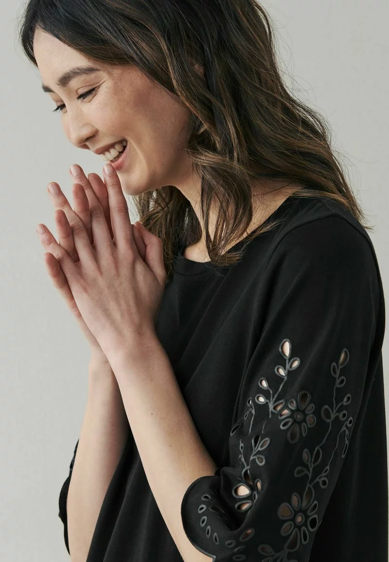 Next Damen PRINT CUT-OUT LONG SLEEVE - Freizeitkleid - Black 4 Next Damen PRINT CUT-OUT LONG SLEEVE - Freizeitkleid - Black – Bild 4