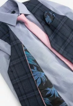 Next Kinder Weste - Navy Blue -Next Großes Kaufhaus fef7918c627544d9b1fdbdb739ce7be7